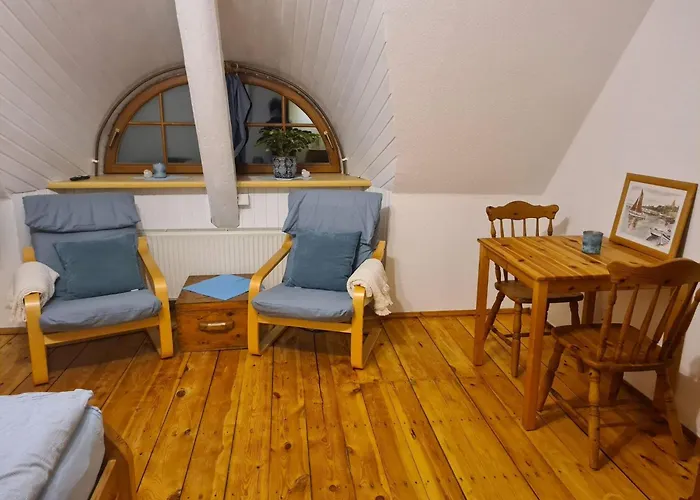 Retreat With Garden & Family Amenities Apartmán